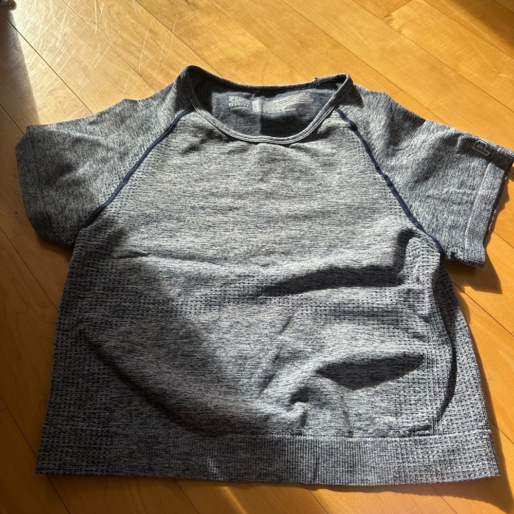 Victoria Secret Pink: Blue Short Sleeve Top